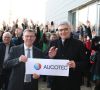Aucotec-Vorstände Horst Beran und Uwe Vogt bei der Einweihung der neuen Firmenzentrale in Isernhagen bei Hannover.